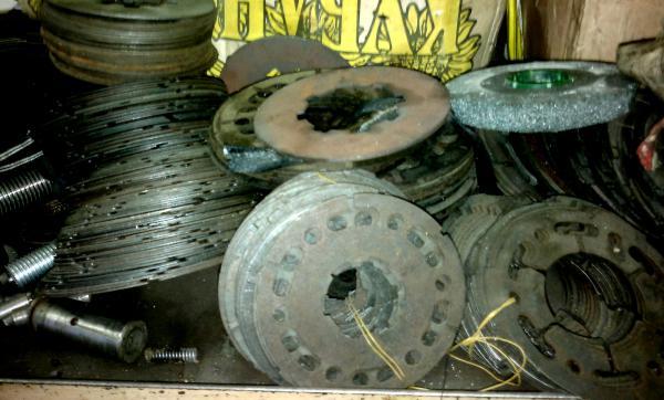 Диск фрикционный 1К62,  1К62Д,  1М63,  2Н55,  2А554,  2М55,  6Р12,  6Н12П,  6Н13П,  6М82,  6Р82,  6Р13,  6Р83,  6 в Челябинске